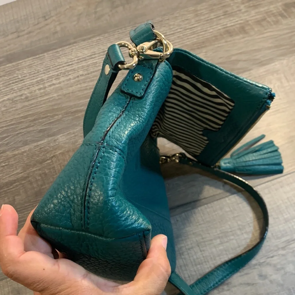 Kate Spade green leather hand bag